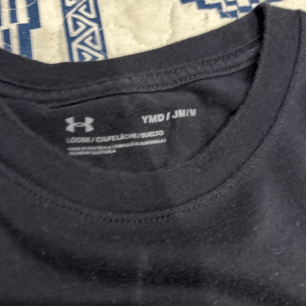 Under Armour Black Crew Neck T-Shirt - Picture 3 of 3